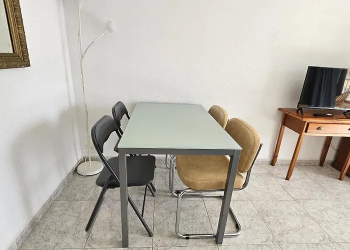 Karola 9 If * Benidorm