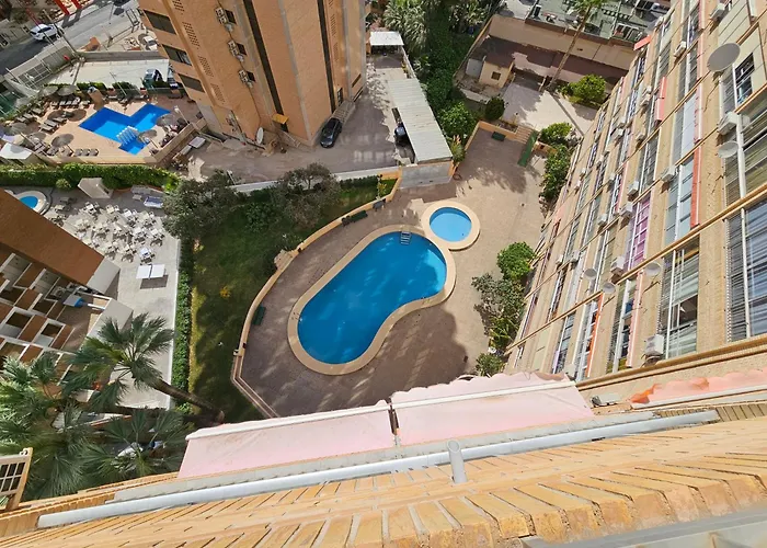 Karola 9 If * Benidorm