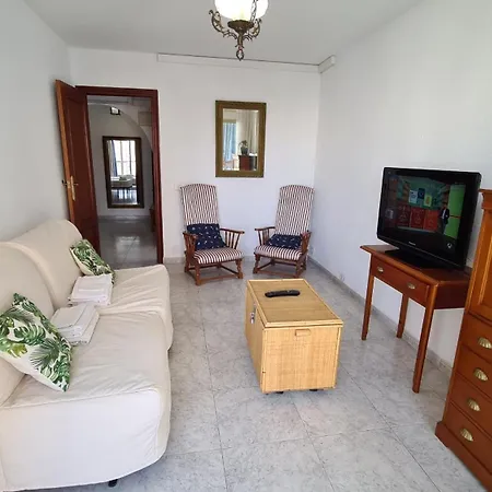 Karola 9 If * Μπένιντορμ