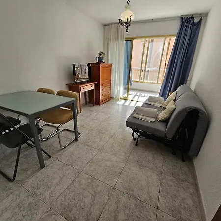 Karola 9 If Μπένιντορμ